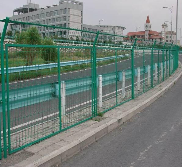 高速公路护栏网